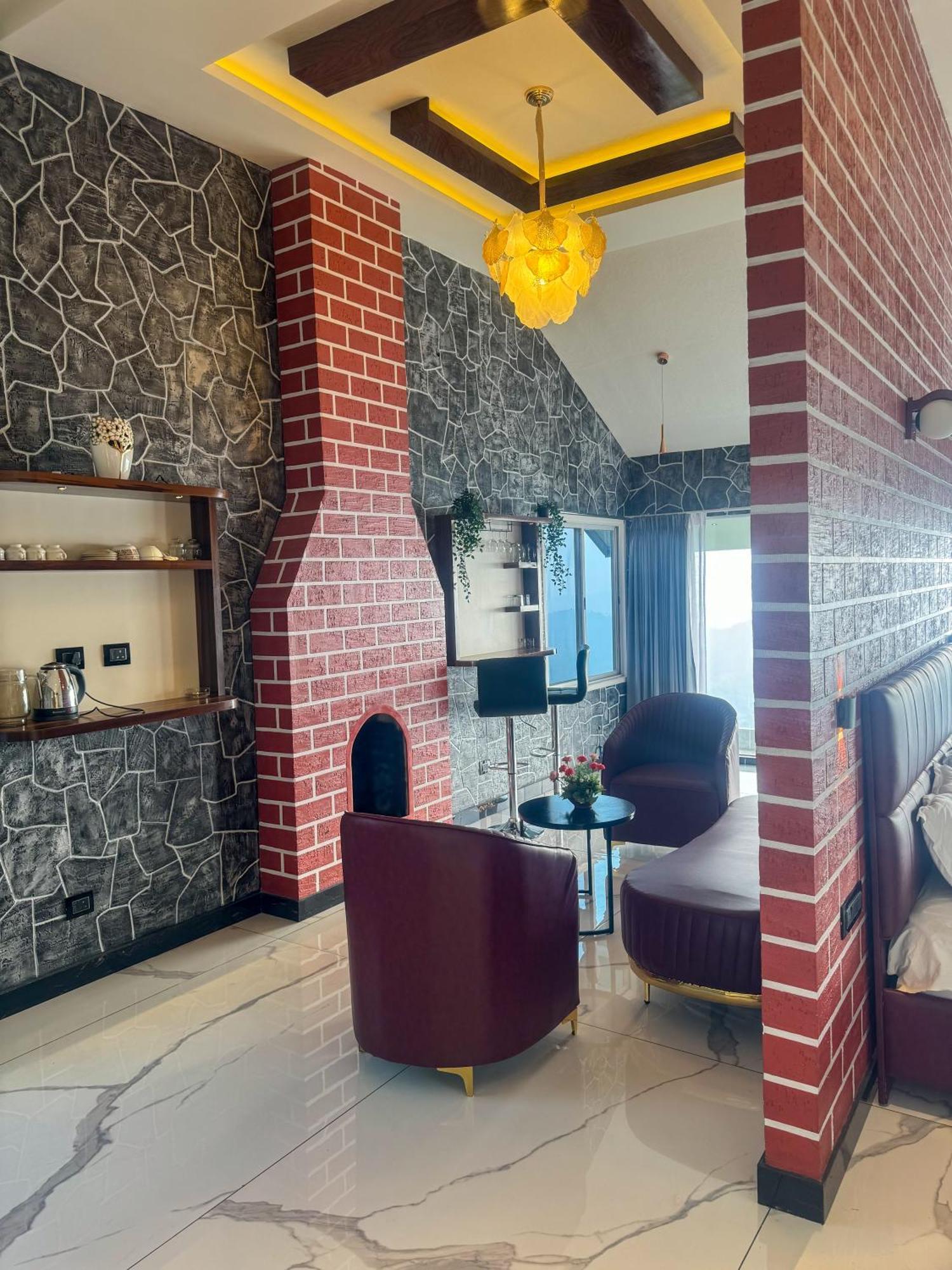 Kollanoor Guest House Madikeri Bagian luar foto